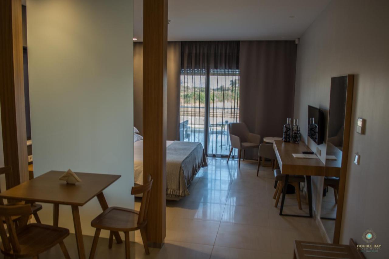 Double Bay Beach Hotel Elafonissos Esterno foto