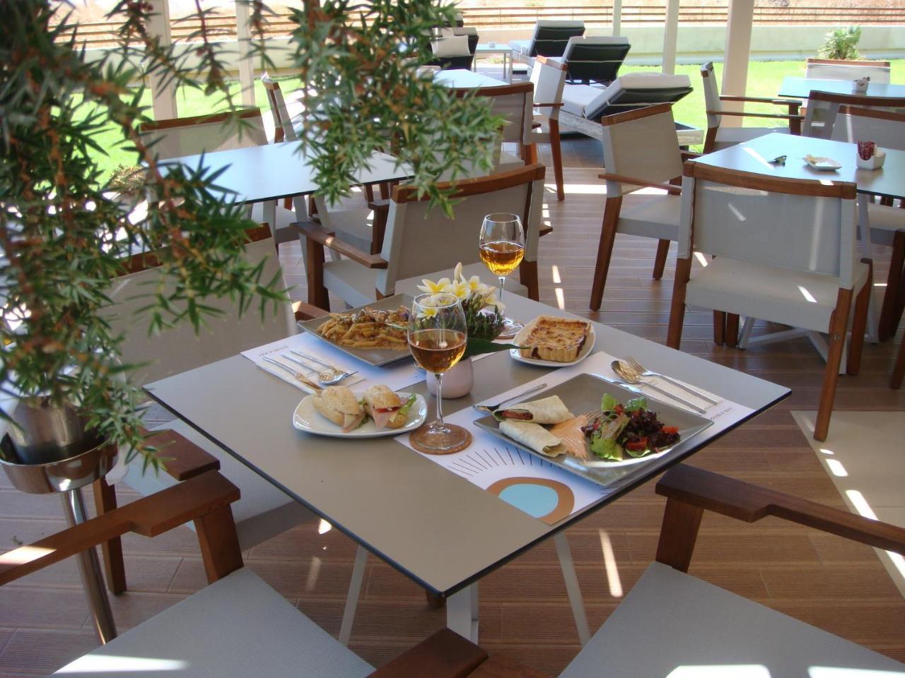 Double Bay Beach Hotel Elafonissos Esterno foto